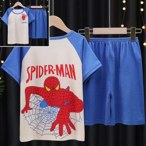 Pigiama estivo a maniche corte di Spiderman in blu su una cintura